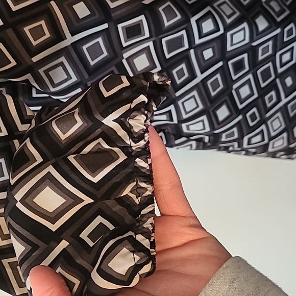 LOFT Dress diamond patterned black & gold - Picture 3 of 5